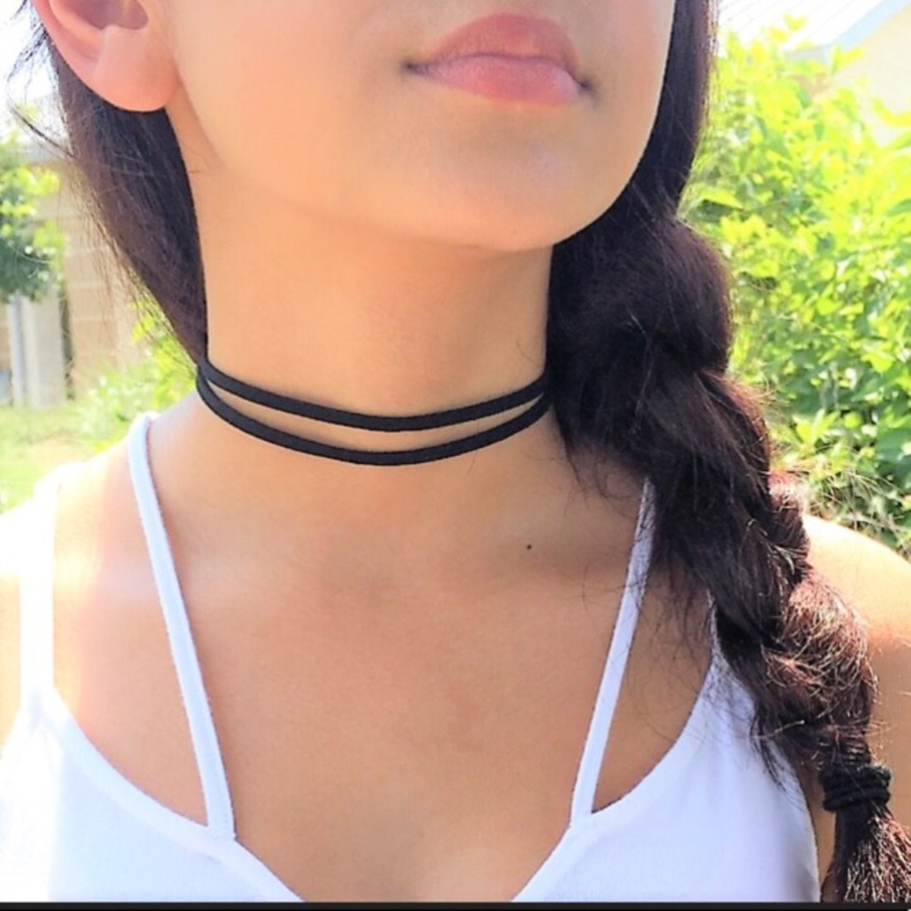 Bundle of 3 new chokers at one low price! - Picture 3 of 7